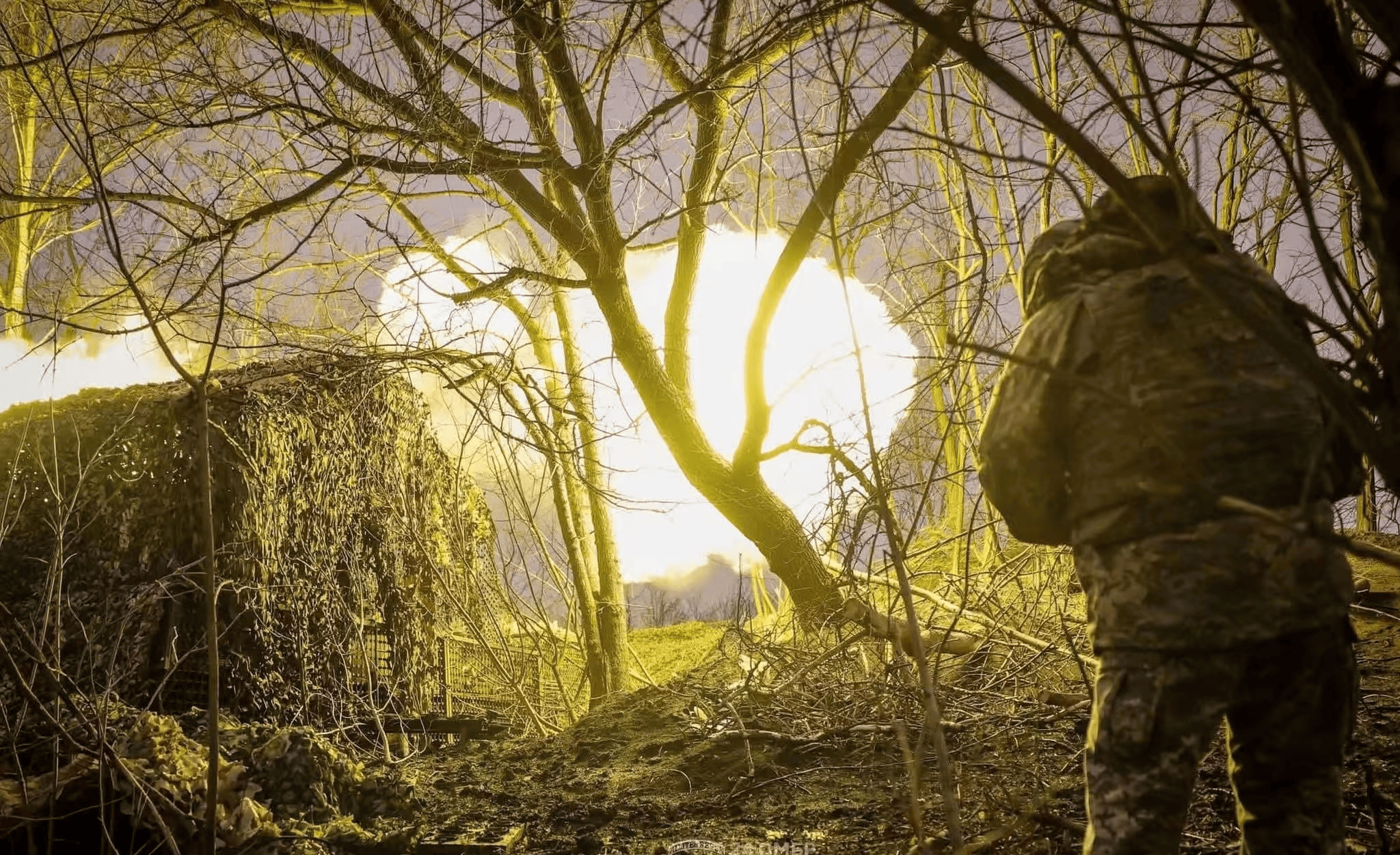 渡桥被炸补给线彻底断绝开元棋牌试玩俄乌前线师(图3) 渡桥被炸补给线彻底断绝开元棋牌试玩俄乌前线师(图3)